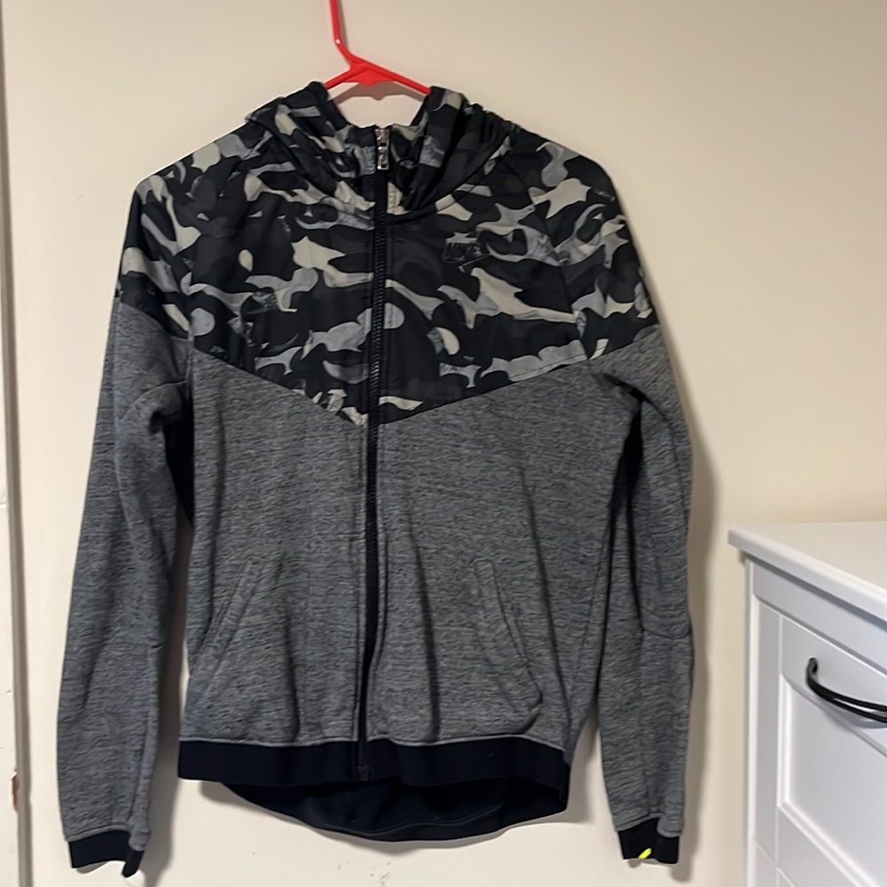 Nike zip up jacket